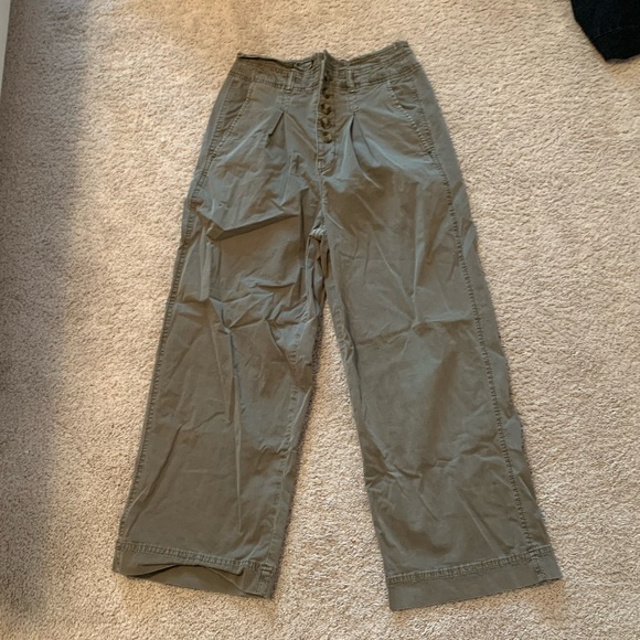 forest green wide legged soft pants great for fall - Picture 1 of 3